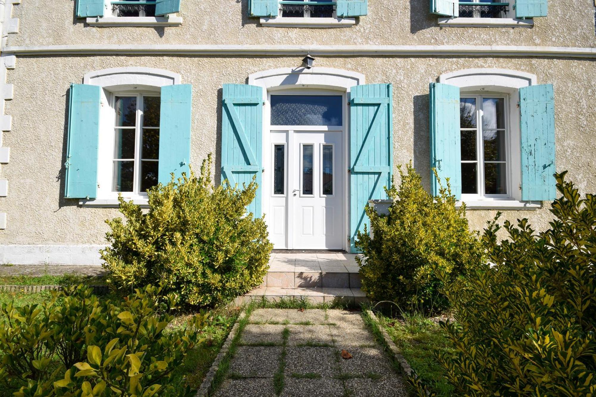 Villa Avec Piscine Et Billard Sabres Eksteriør billede