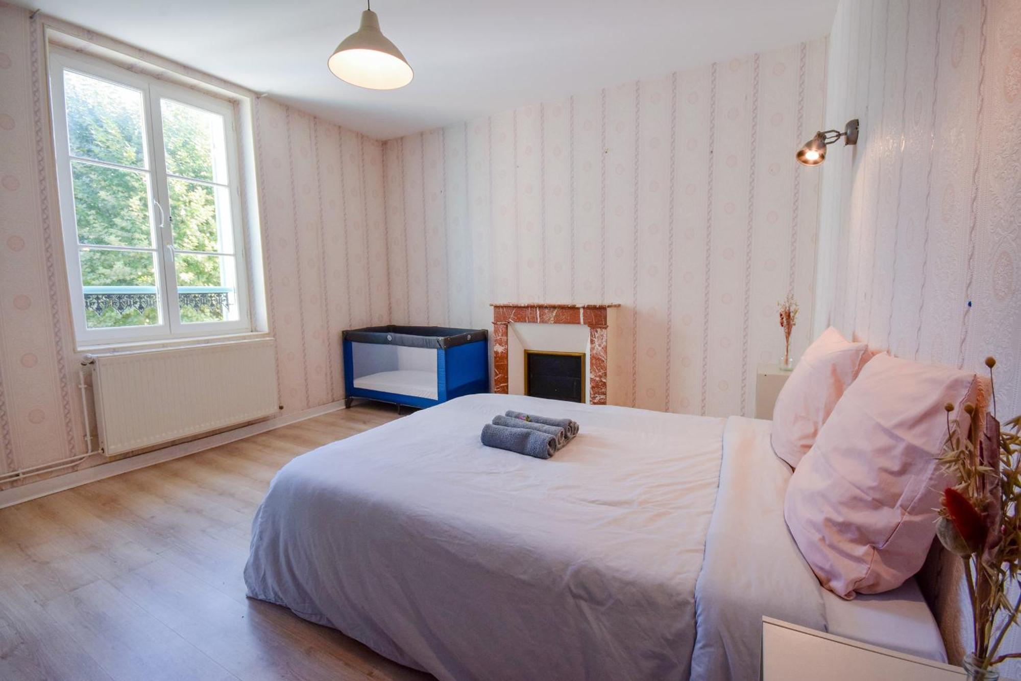 Villa Avec Piscine Et Billard Sabres Eksteriør billede
